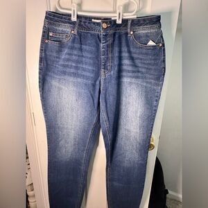 Cato Women’s Relaxed Fit Blue Jeans